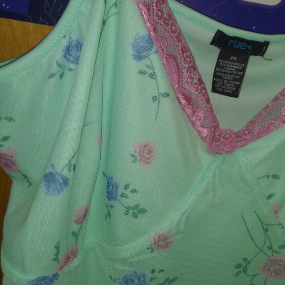 Slip dress - Picture 2 of 3